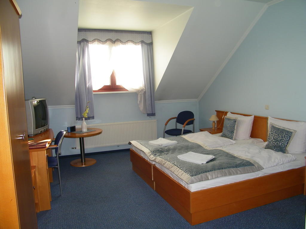 Hotel Restauracja Tawerna